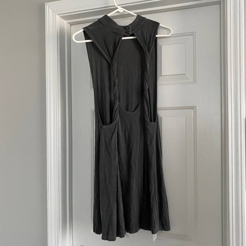 Victoria and Sophia gray dress